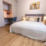 Navigare * 格丁尼亚